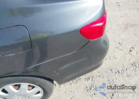 2010 Toyota Corolla Le z USA, uszkodzony, nr VIN JTDBU4EE7AJ060815